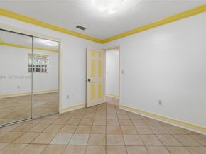 3147 Mcdonald St, Miami FL 33133