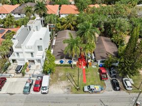 3147 Mcdonald St, Miami FL 33133