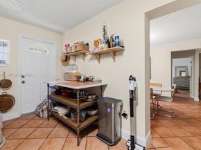 3147 Mcdonald St, Miami FL 33133