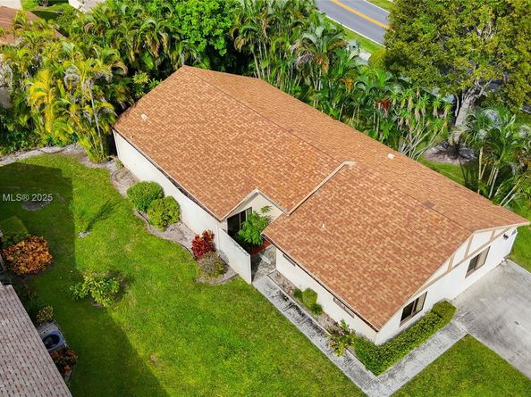 3115 NW 12th St, Delray Beach FL 33445