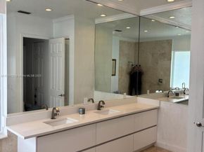 320 Windmill Palm Ave, Plantation FL 33324