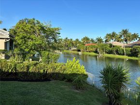 320 Windmill Palm Ave, Plantation FL 33324