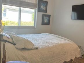 320 Windmill Palm Ave, Plantation FL 33324