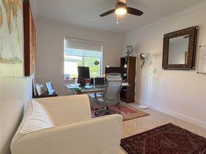 320 Windmill Palm Ave, Plantation FL 33324