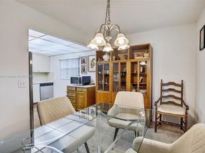 750 SW 133rd Ter 114C, Pembroke Pines FL 33027