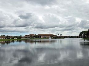 750 SW 133rd Ter 114C, Pembroke Pines FL 33027