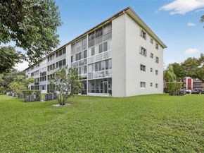 750 SW 133rd Ter 114C, Pembroke Pines FL 33027