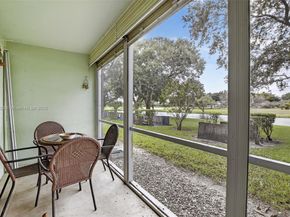 750 SW 133rd Ter 114C, Pembroke Pines FL 33027