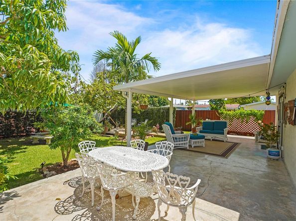 6525 SW 32nd St, Miami FL 33155