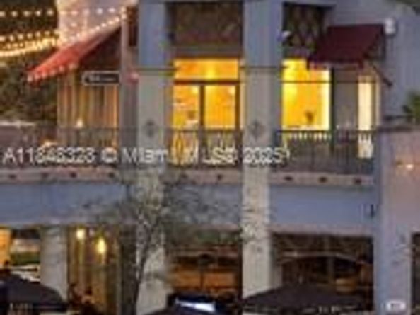6525 SW 32nd St, Miami FL 33155
