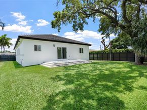 550 NW 58th Ct, Miami FL 33126