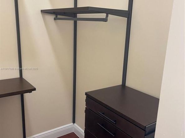 7280 SW 90th St 708, Miami FL 33156