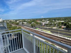 7280 SW 90th St 708, Miami FL 33156