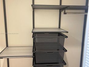 7280 SW 90th St 708, Miami FL 33156