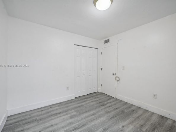 145 SW 30th Ct 108B, Miami FL 33135