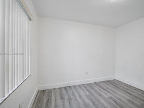 145 SW 30th Ct 108B, Miami FL 33135