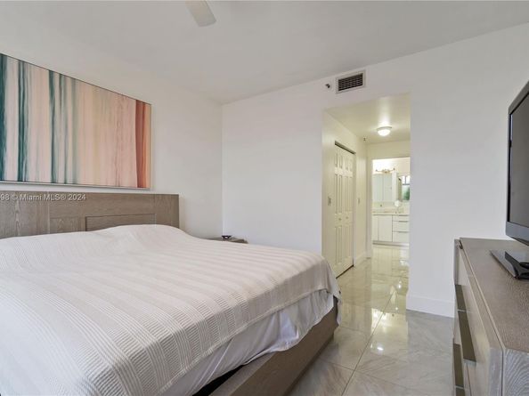 9755 NW 52nd St 401, Doral FL 33178