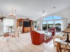 1181 NW 173rd Ave, Pembroke Pines FL 33029