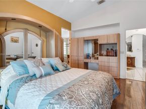 1181 NW 173rd Ave, Pembroke Pines FL 33029