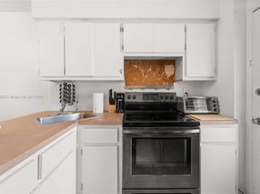 1614 West Ave 206, Miami Beach FL 33139