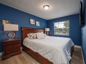401 NW 83rd Way, Pembroke Pines FL 33024