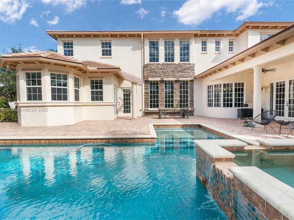 12008 NW 69th Ct, Parkland FL 33076
