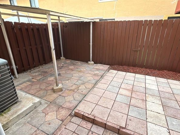 7382 SW 152nd Ave 206, Miami FL 33193