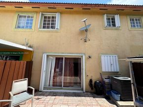 7382 SW 152nd Ave 206, Miami FL 33193
