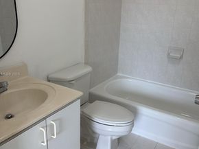 7382 SW 152nd Ave 206, Miami FL 33193