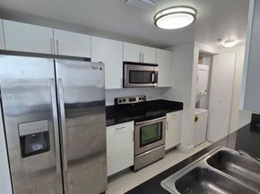 1871 NW S River Dr 1506, Miami FL 33125