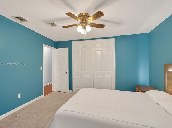 1579 Briar Oak Dr, Royal Palm Beach FL 33411