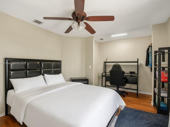 1579 Briar Oak Dr, Royal Palm Beach FL 33411