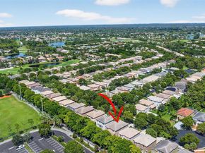 1579 Briar Oak Dr, Royal Palm Beach FL 33411
