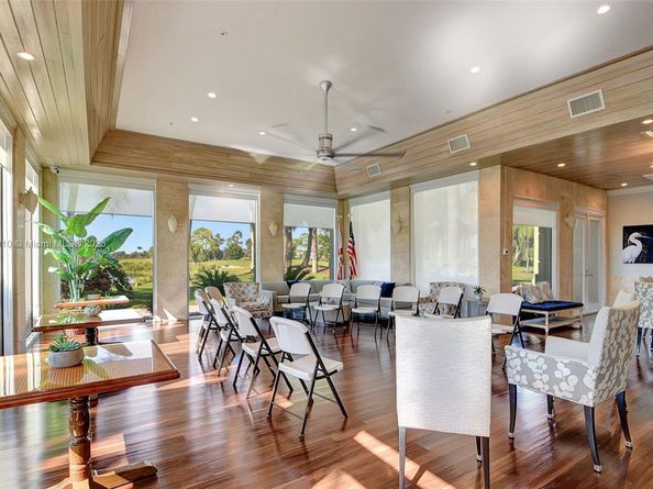 1579 Briar Oak Dr, Royal Palm Beach FL 33411