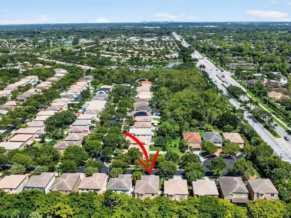 1579 Briar Oak Dr, Royal Palm Beach FL 33411