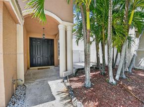 1579 Briar Oak Dr, Royal Palm Beach FL 33411