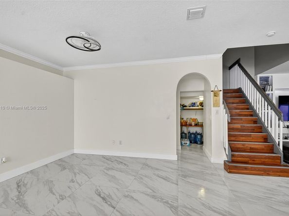 1579 Briar Oak Dr, Royal Palm Beach FL 33411