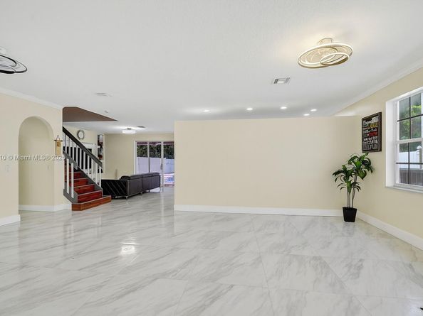 1579 Briar Oak Dr, Royal Palm Beach FL 33411