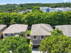 1579 Briar Oak Dr, Royal Palm Beach FL 33411