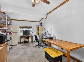 2006 N 38th Ave, Hollywood FL 33021