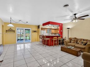 2006 N 38th Ave, Hollywood FL 33021
