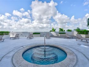 1871 NW S River Dr 802, Miami FL 33125