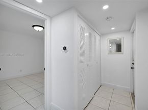 126 S Cypress Rd 729, Pompano Beach FL 33060