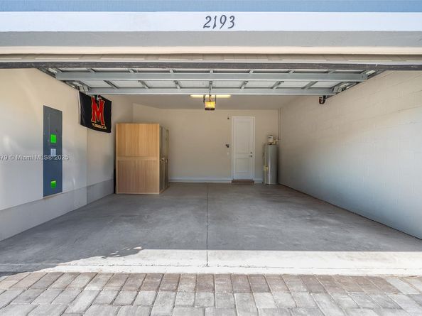 2193 Appleton Circle, Oakland Park FL 33309