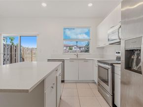 12130 NW 23rd Ct, Miami FL 33167
