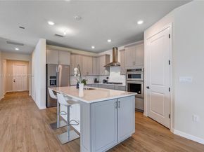 4431 Gramercy Dr, Oakland Park FL 33309