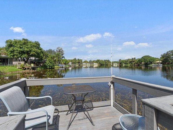 6581 SW 20th Ct, Plantation FL 33317