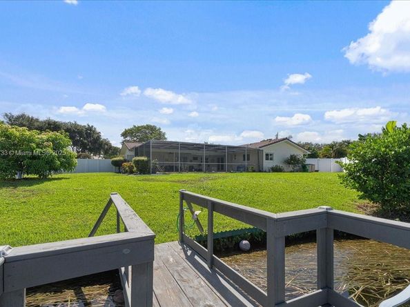 6581 SW 20th Ct, Plantation FL 33317