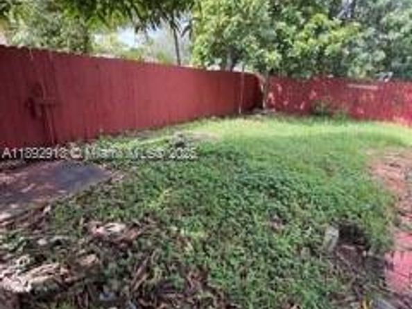 130 NW 124th St, North Miami FL 33168