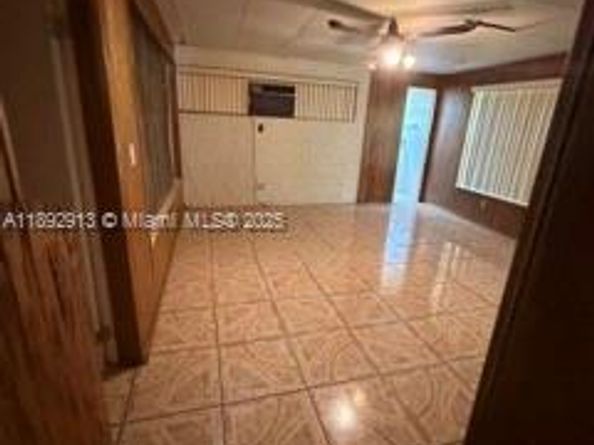 130 NW 124th St, North Miami FL 33168